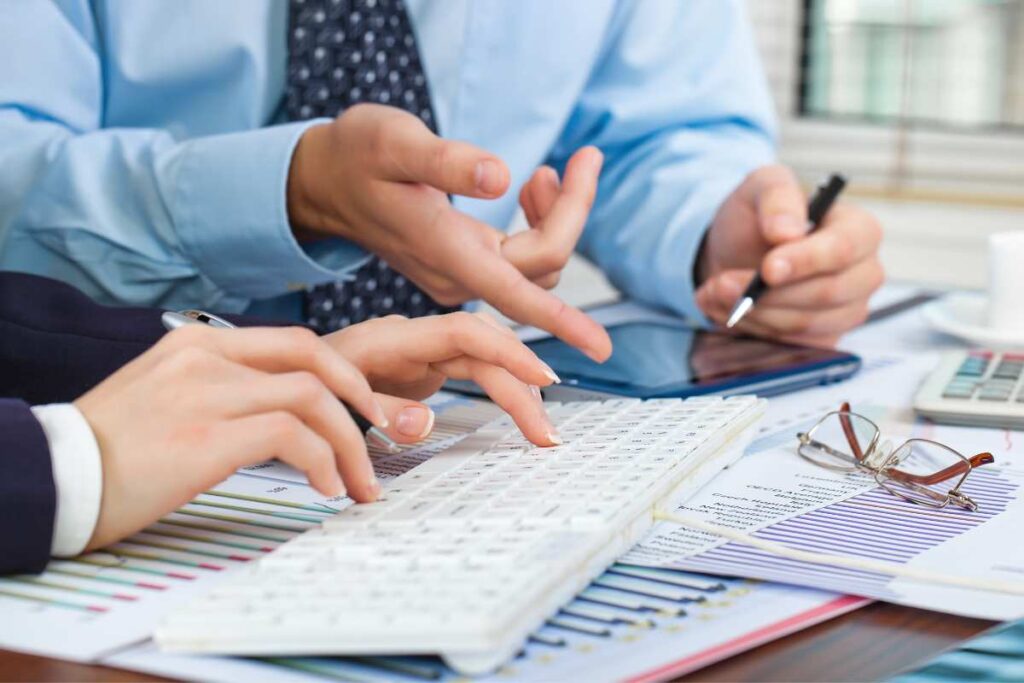 This is an image used for KEEPING A SEPARATE BUSINESS ACCOUNT KEEP A SEPARATE BUSINESS ACCOUNT